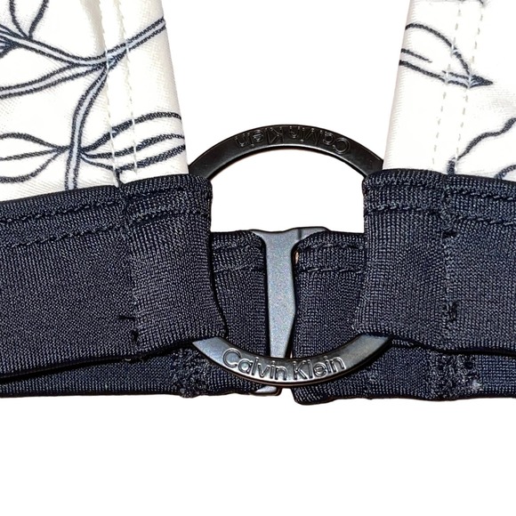 Calvin Klein Printed Halter Bikini Top Women's Swimsuit Small - Picture 3 of 7